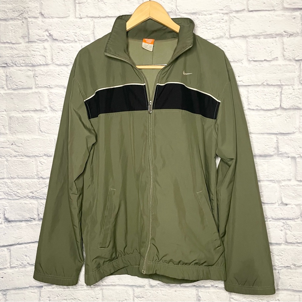 Nike Men's Green and Black Windbreaker